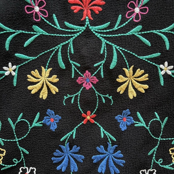 Floral halter top (matching set top) - Picture 3 of 5